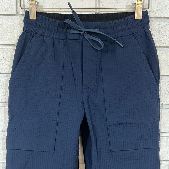 Lululemon Navy Bowline Pant XS - Picture 3 of 7